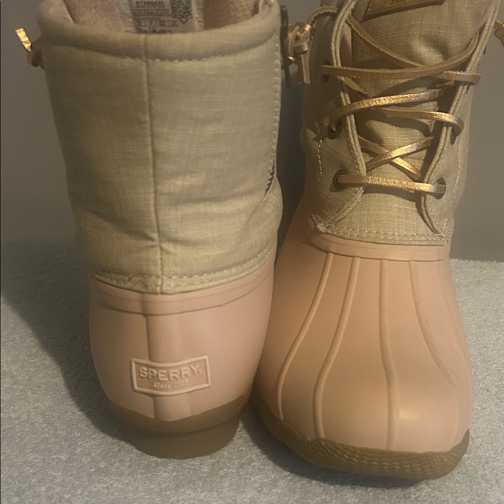 Sperry Women's Beige and Blush Duck Boots